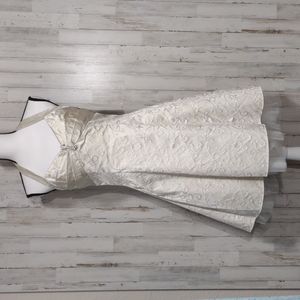 NWT Roberta Formal Cream/Metallic Halter Dress